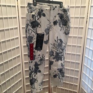 Nine West Mid Rise Skinny Floral Jeans Size 14